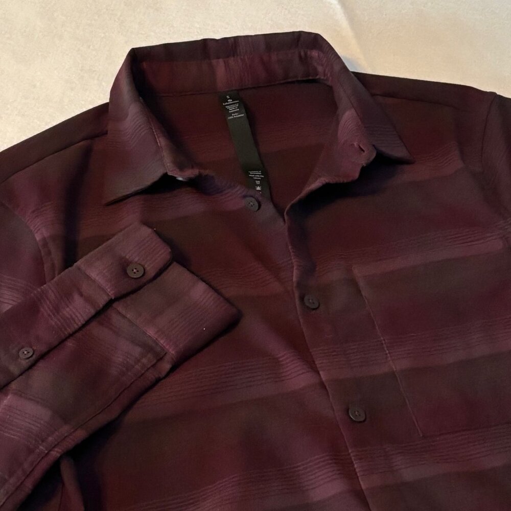 Lululemon Flannel Shirt Mens Masons Peak Button Up Long Sleeve Plaid Plumb Small